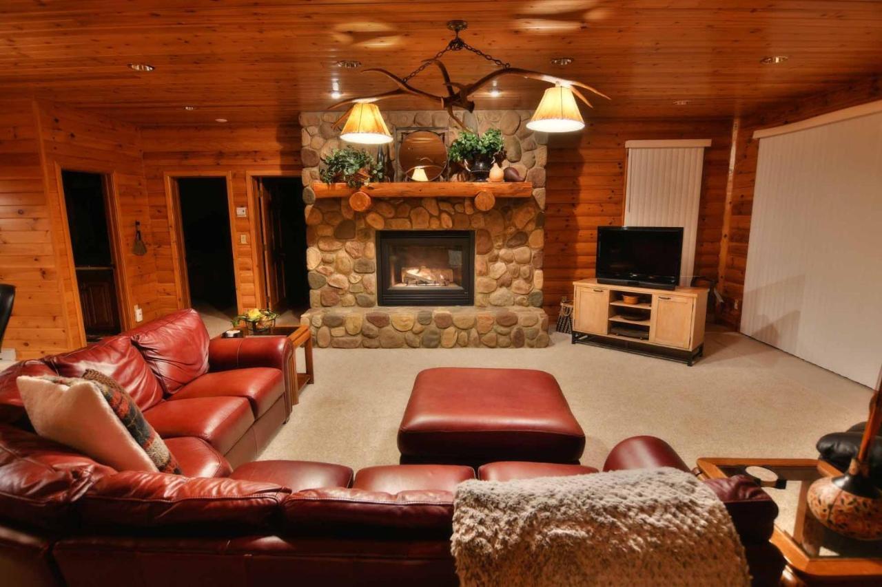Majestic Moose Lodge Home Cable エクステリア 写真